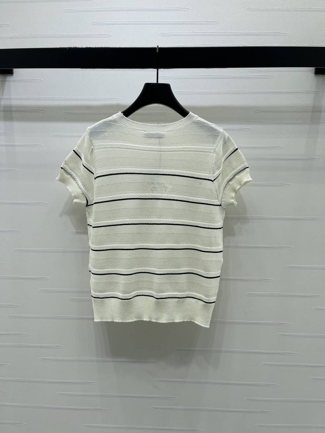 Women's short sleeves